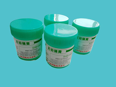 根據(jù)提供的信息，巨一焊材0307錫膏在環(huán)保性方面具有以下特點(diǎn)：